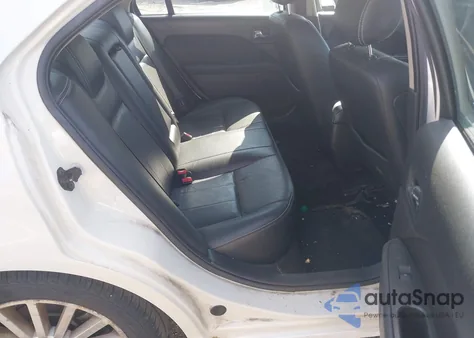 2008 Mercury Milan V6 Premier z USA, uszkodzony, nr VIN 3MEHM08178R636008